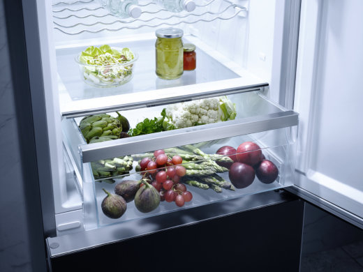 SAMOSTOJEĆI HLADNJAK MIELE KS 4383 ED