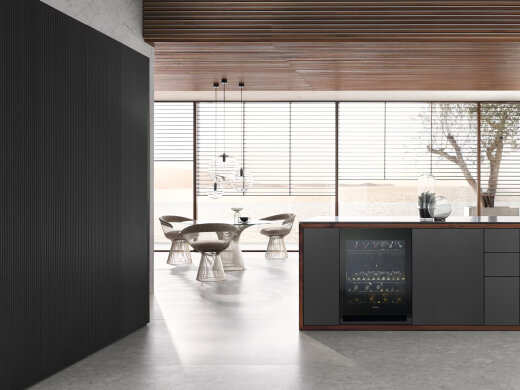 UGRADBENI VINSKI HLADNJAK MIELE KWT 6322 UG-1